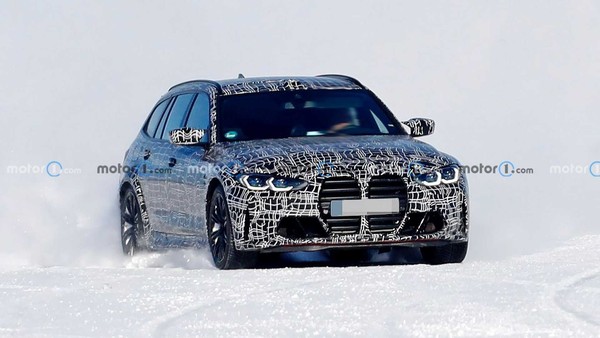 ▲BMW M3 Touring雪地測試。（圖／翻攝自Motor1）