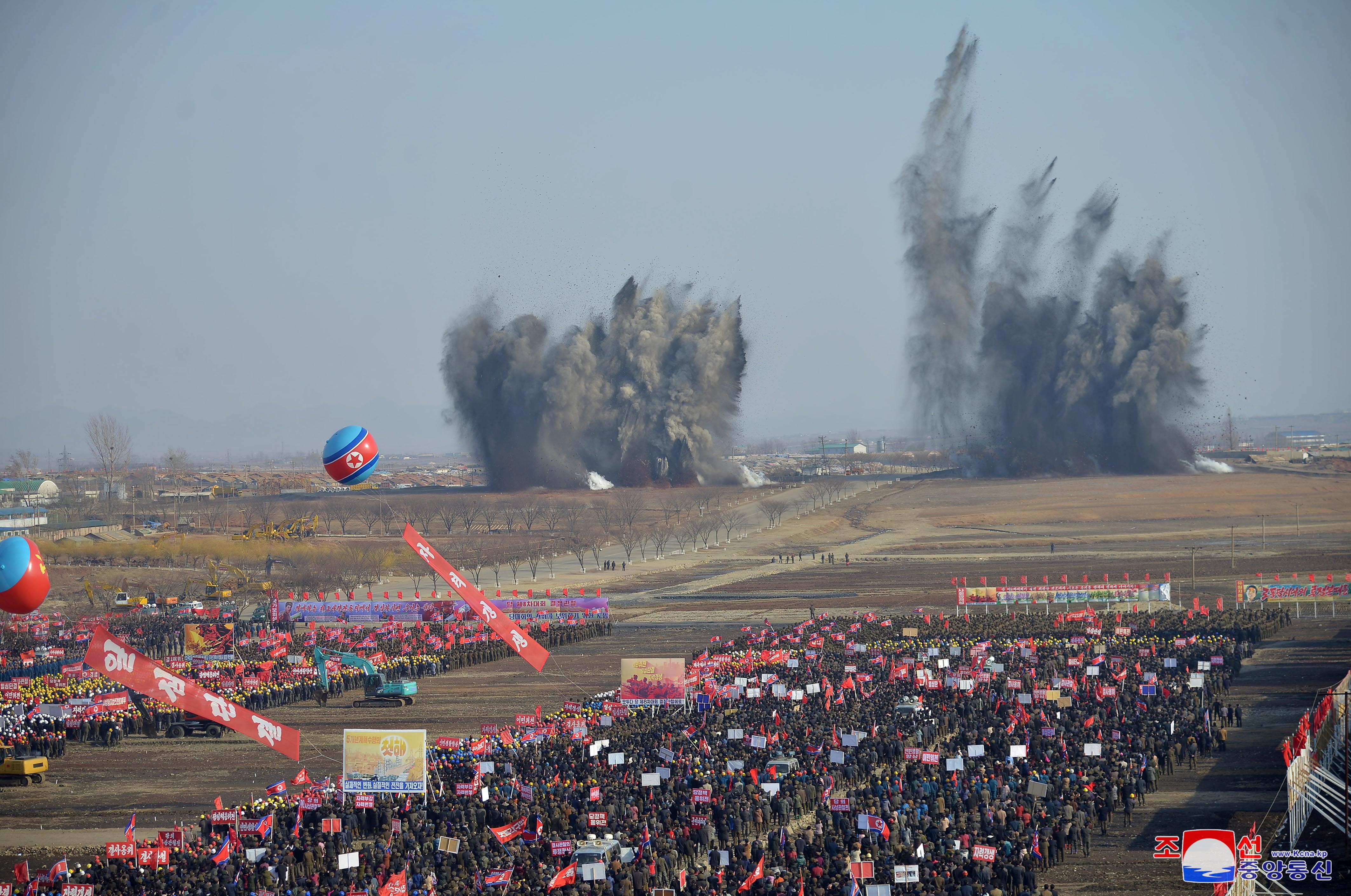 ▲▼北韓推動首都平壤住宅建設計畫，金正恩出席動土典禮並致詞。（圖／路透社）