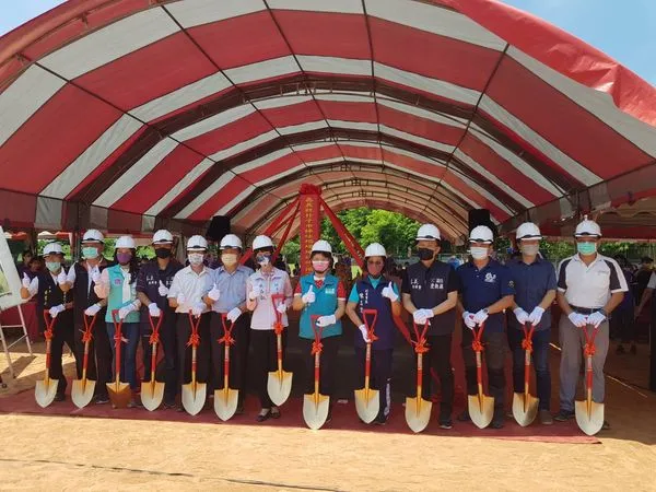 ▲嘉義縣朴子棒球場整建工程開工動土。（圖／體育署提供）