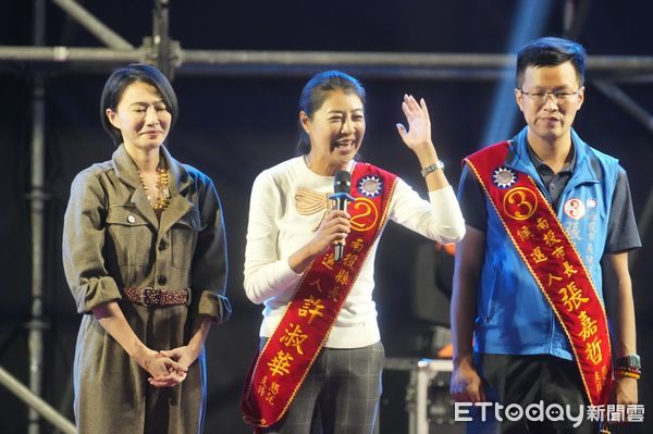 ▲南投縣長候選人許淑華在南投市、草屯鎮舉辦溫馨晚會。（圖／許淑華競選總部提供）