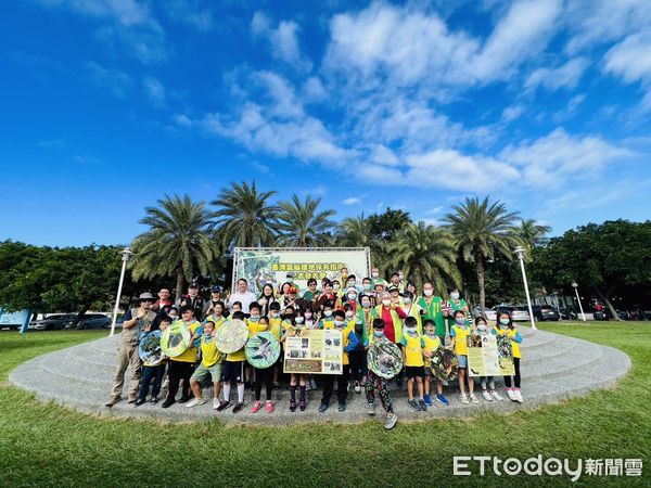 ▲▼花蓮推動台灣狐蝠棲地保育計畫，透過平台會議與教育訓練課程，凝聚相關單位保育共識。（圖／花蓮縣政府提供，下同）