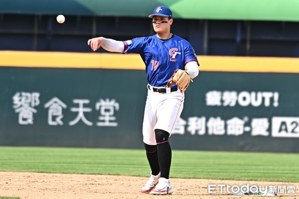 ▲▼2023WBC世界棒球經典賽張育成。（圖／記者李毓康攝）