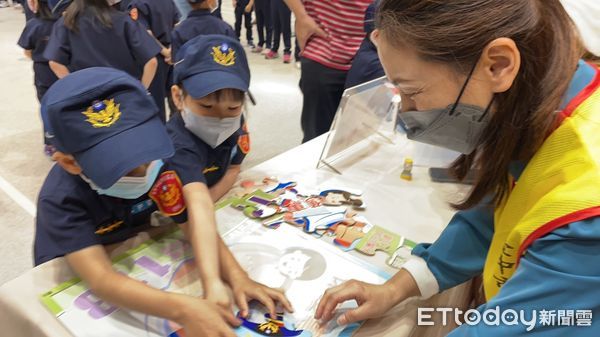 ▲▼婦幼警察隊,台中,體驗營,許正懋。（圖／記者許權毅翻攝）