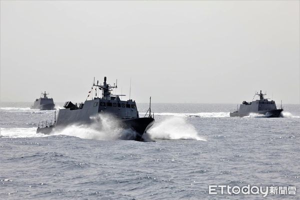 ▲▼共軍環台軍演　蔡英文回應了：這不是一個區域內大國的負責任態度。（圖／翻攝蔡英文臉書）