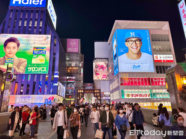 ▲▼心齋橋筋是許多人到大阪必訪的熱門景點。（圖／記者謝盛帆攝）