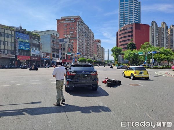 ▲▼ 母騎車背嬰遭撞「女嬰昏迷」！丈夫痛訴警消延誤就醫　警消回應了            。（圖／記者戴上容翻攝）