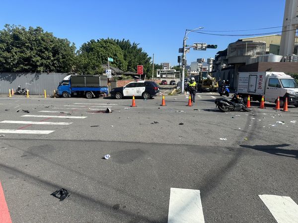 ▲▼新竹市議員與拳擊國手胞弟對撞車禍　18歲騎士傷重不治。（圖／讀者提供）