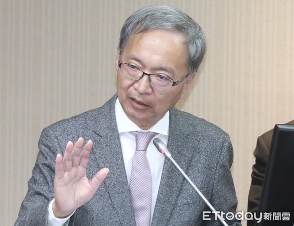 ▲▼衛福部長薛瑞元 立法院社福衛環委員會 審查「人工生殖法案」 答詢。（圖／記者屠惠剛攝）