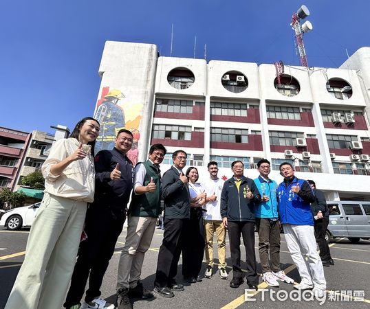 ▲台南市消防局19日辦理119消防節「向城市英雄說出心裡話」暨績優消防人員頒獎活動，市長黃偉哲親自出席頒獎。（圖／記者林東良翻攝，下同）