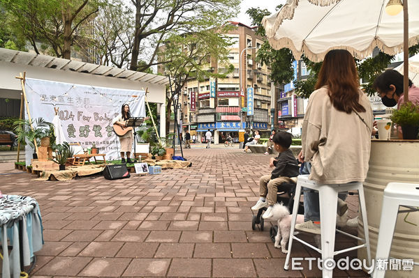 ▲▼混東區生活節寵物音樂會。（圖／記者李毓康攝）