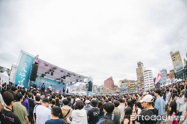 ▲基隆「愛嶼搖滾」音樂祭登場。（圖／記者郭世賢翻攝）