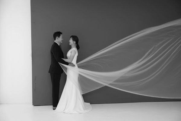 ▲▼ ▲▼SJ厲旭迎娶4年女友Ari！馬東石、MBLAQ天動同日結婚　韓星4對CP完婚。（圖／翻攝自金民雨臉書）