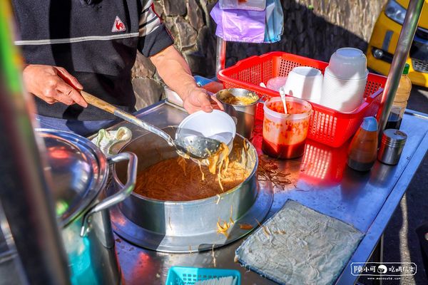 ▲▼基隆好吃麵線「許存睿豬灶麵線羹」是基隆在地人推薦的隱藏版小吃。（圖／部落客陳小可的吃喝玩樂授權提供，勿擅自翻攝）