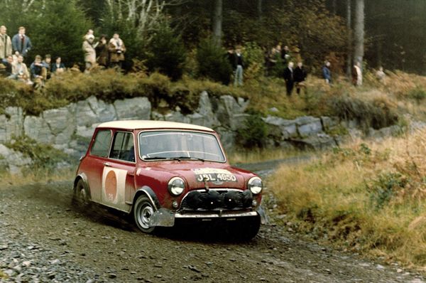 Mini Cooper S在1964年因贏得蒙地卡羅拉力賽而名聲大噪。