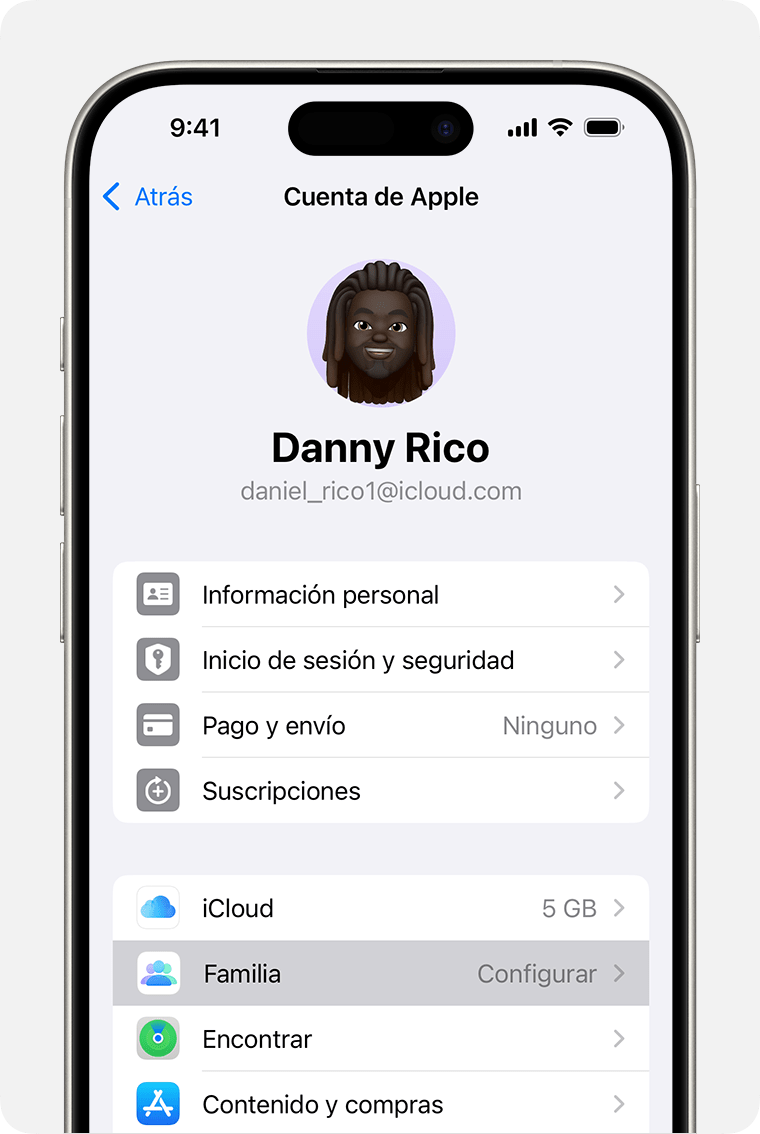 Pantalla iPhone en la que se muestran los pasos para configurar Compartir en familia.