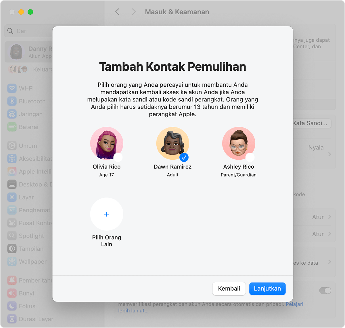 Layar Mac menampilkan kontak yang dapat ditambahkan sebagai Kontak Pemulihan