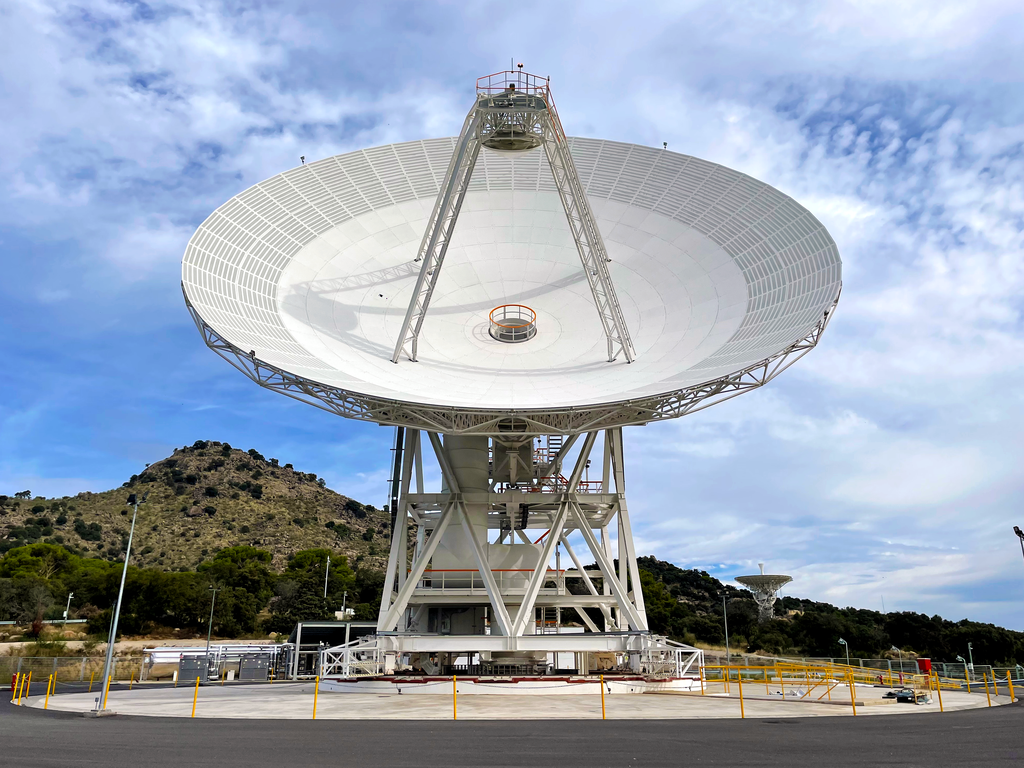 A New Antenna for NASA’s Deep Space Network