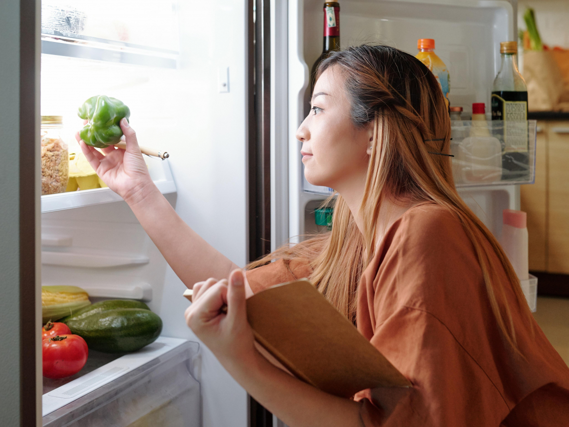 食物放冰箱就「安全」了？這NG觀念讓營養師直搖頭…冰箱保存食物4原則：冷凍要調到這溫度