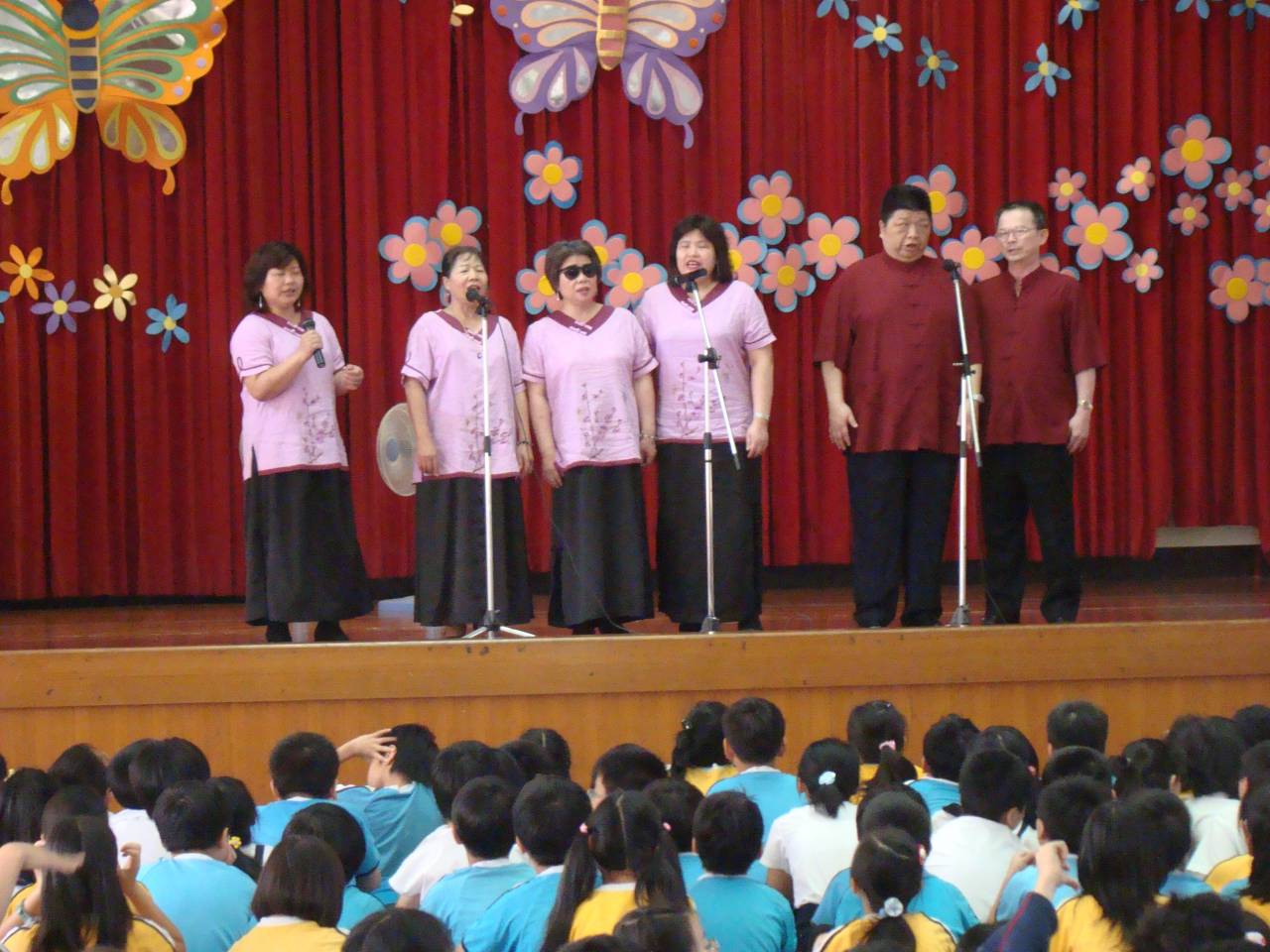 台南市愛樂視障合唱團如今以巡迴台灣偏鄉小學為主