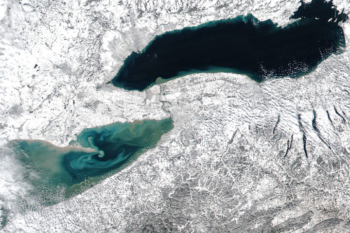 East Coast Snow and Lake Erie Color