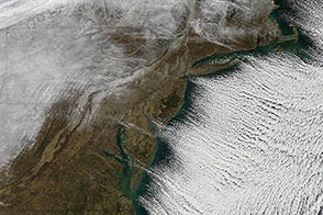 Cloud Streets over the Atlantic and Pacific Oceans