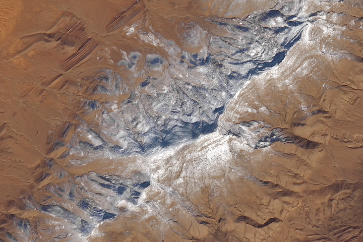 A Dusting of White in the Sahara