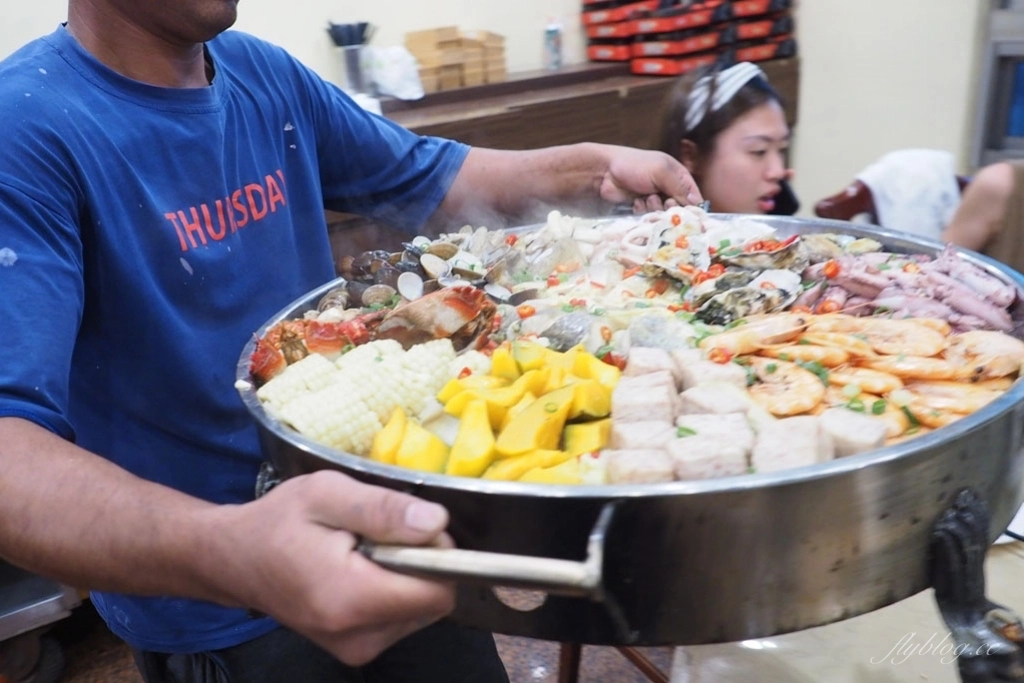 福龍山莊｜離北竿機場最近的馬祖飯店，浮誇的海鮮痛風鍋大餐 @飛天璇的口袋