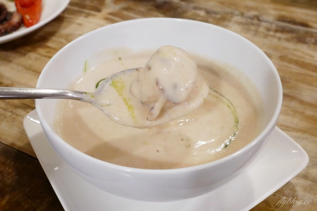 屏東恆春｜迷路小章魚，墾丁超人氣必吃義法美食，欣賞南灣地區無敵海景(附菜單) @飛天璇的口袋