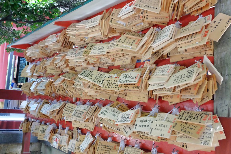 日本沖繩｜波之上神宮｜那霸地區唯一海灘之波之海上濱，沖繩8大神社之首之波上宮 @飛天璇的口袋