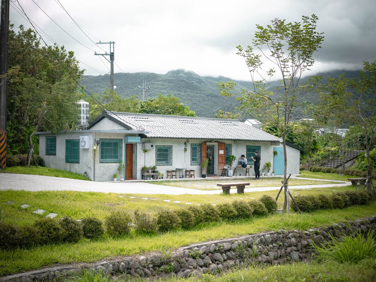 今日熱門文章：宜蘭景點。小溪邊咖啡 Café Le Ruisseau｜文青宅院風咖啡廳，宜蘭頭城咖啡廳推薦