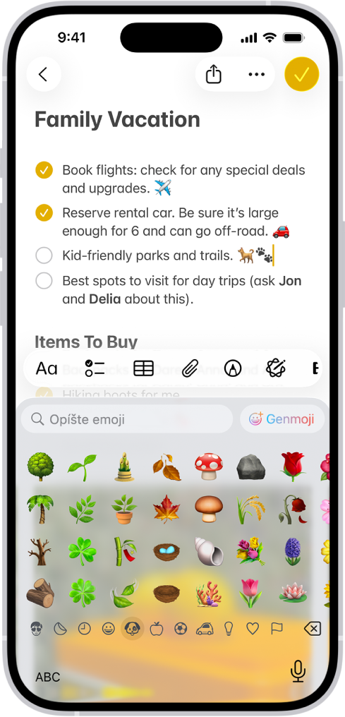 V apke Poznámky je v hornej polovici obrazovky otvorená poznámka a v dolnej polovici obrazovky je klávesnica s emoji.