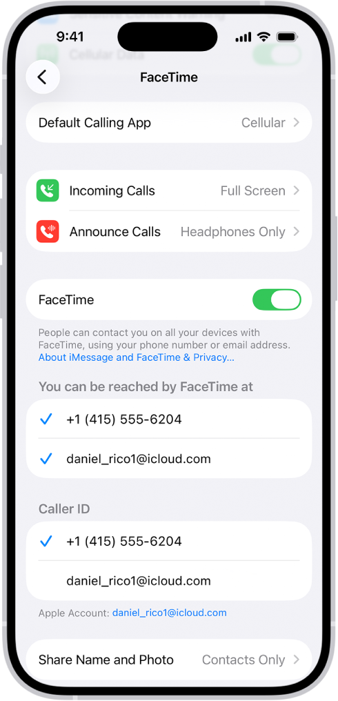 FaceTime సెట్టింగ్ల స్క్రీన్, డిఫాల్ట్ కాలింగ్ యాప్ ఎంపికను, FaceTimeను ఆన్ లేదా ఆఫ్ చేయడానికి కంట్రోల్ను, FaceTime కోసం ఉపయోగించబడుతున్న Apple ఖాతాను చూపుతోంది.