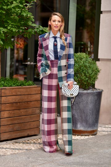 Clothing, Plaid, Street fashion, Tartan, Fashion, Outerwear, Pattern, Pantsuit, Textile, Design, 