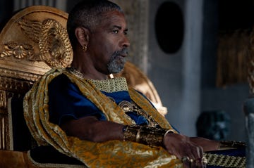 denzel washington plays macrinus in gladiator ii from paramount pictures 