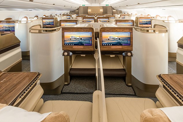 The Emirates A350 has 32 business-class lie-flat seats arranged in a 1-2-1 configuration