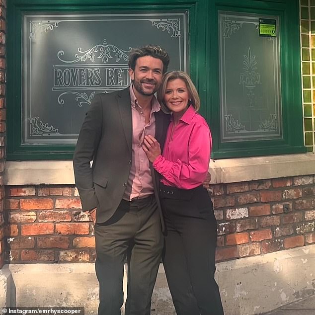 He wrote: 'Working on Corrie has been one of the most incredible professional experiences of my life. What a family, what a tradition, what a national treasure!' (pictured with Jane Danson)