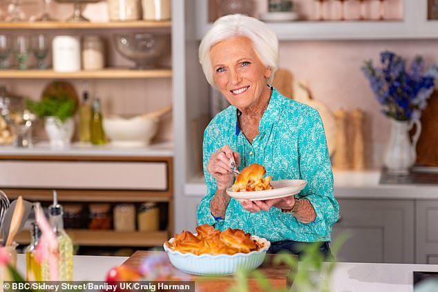 Mary said that the best time to do this is in the weeks after the funeral, and said bringing food round or taking them out to do something they enjoy