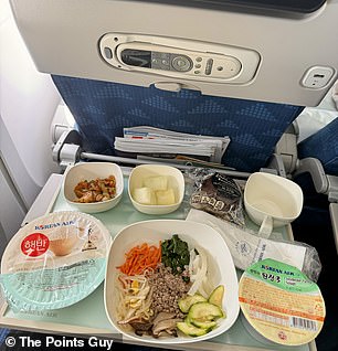 The Korean Air economy food