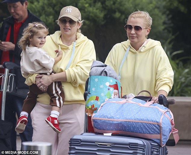 Ramona, meanwhile, was on luggage duty, pushing a large trolley full of suitcases and bags