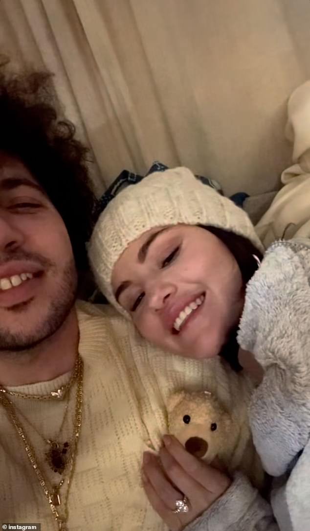 Selena Gomez gave fans another peek at her diamond engagement ring as she cuddled up with fiance Benny Blanco in a new Instagram Story post