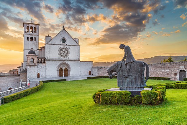 Recognized as a UNESCO World Heritage Site, the basilica of St. Francis, in Assisi, started construction in 1228, just two years after the saint's death, as a place designed to receive his remains