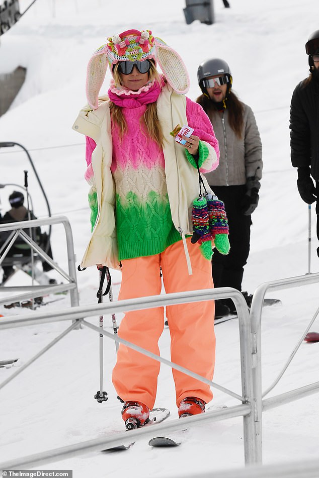 Heidi Klum is no stranger to turning heads with her bold fashion choices, but she took her flair for the dramatic from the runway to the ski slopes on Friday