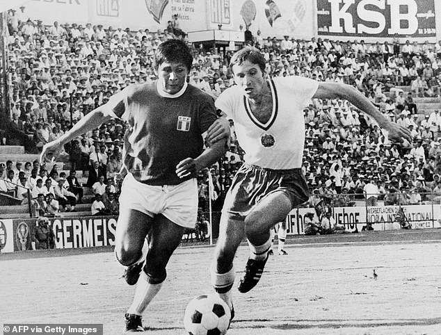 Sotil also earned 62 caps for Peru, and was part of the team that reached the World Cup quarter-finals in 1970 and 1978