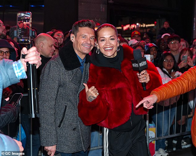 Meanwhile, her cohost Ryan looked handsome in a dogtooth pattern jacket and a pair of blue jeans