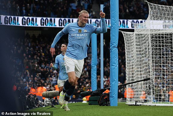 Soccer Football - Premier League - Manchester City v West Ham United - Etihad Stadium, Manchester, Britain - January 4, 2025 Manchester City's Erling Haaland celebrates scoring their second goal Action Images via Reuters/Lee Smith EDITORIAL USE ONLY. NO USE WITH UNAUTHORIZED AUDIO, VIDEO, DATA, FIXTURE LISTS, CLUB/LEAGUE LOGOS OR 'LIVE' SERVICES. ONLINE IN-MATCH USE LIMITED TO 120 IMAGES, NO VIDEO EMULATION. NO USE IN BETTING, GAMES OR SINGLE CLUB/LEAGUE/PLAYER PUBLICATIONS. PLEASE CONTACT YOUR ACCOUNT REPRESENTATIVE FOR FURTHER DETAILS..