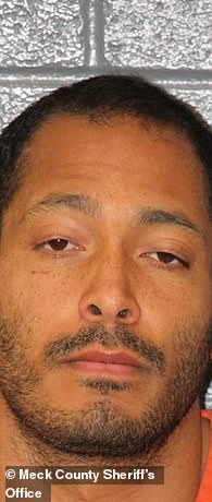 Brandon Braxton's other mug shot from his recent arrest