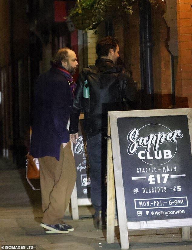 The soaps stars chatted away as they prepared for a night in the pub