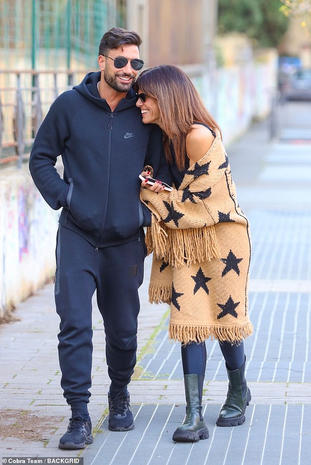 Giovanni strolls the streets with Bianca, his new flame. The pair commenced their relationship on the back of their successful stint on the dance show