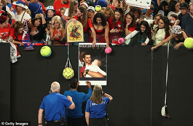 Djokovic headed over to sign autographs with some fans before he proceeded to head down the tunnel