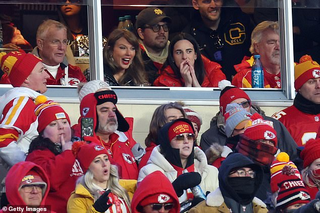 Taylor Swift (L) talks with Caitlin Clark (R) of the Indiana Fever on Saturday at Arrowhead